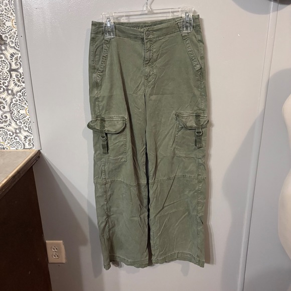 American Eagle Stretch Cargo Pants Baggy Wide Leg High-rise Green (Size 0 Short) - Picture 1 of 8